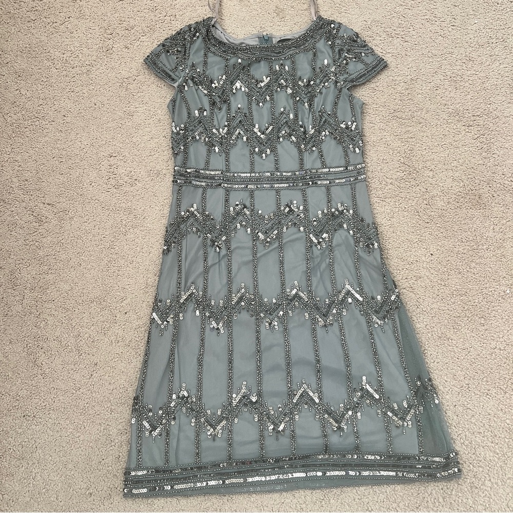 EUC Adrianna Papell Shift Dress